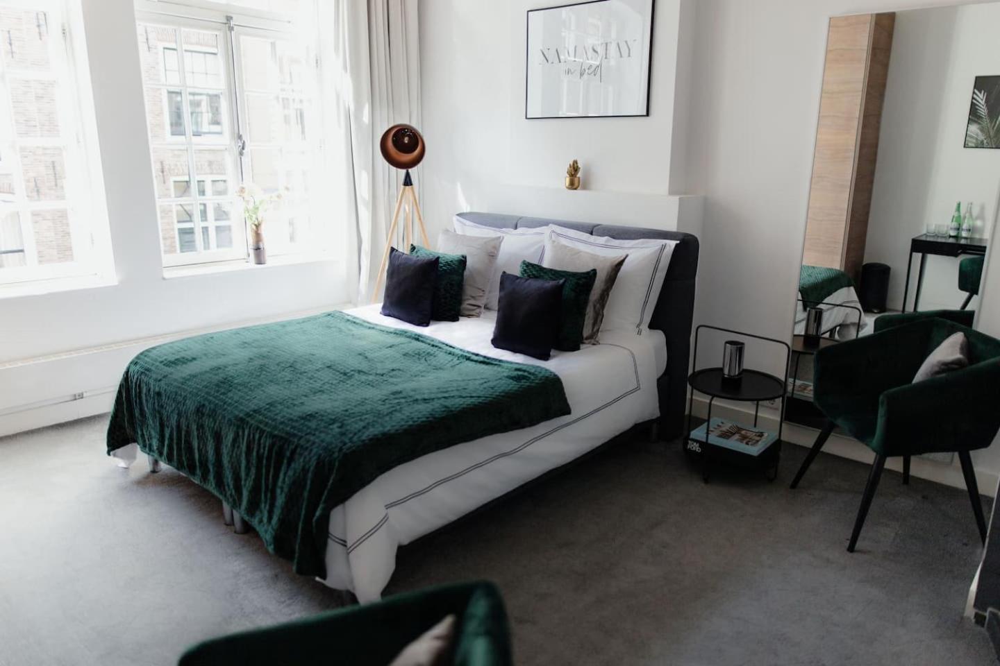 Kerkstraat Bed and breakfast 2*