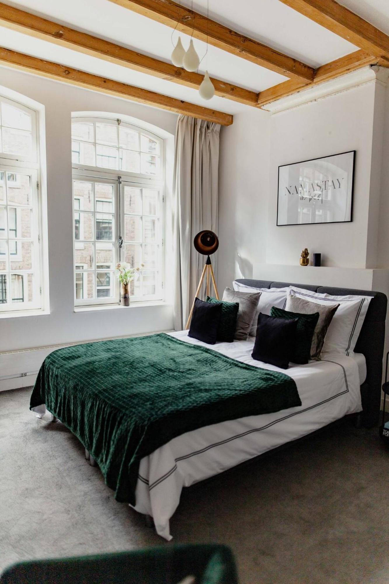 Kerkstraat Bed and breakfast 2*